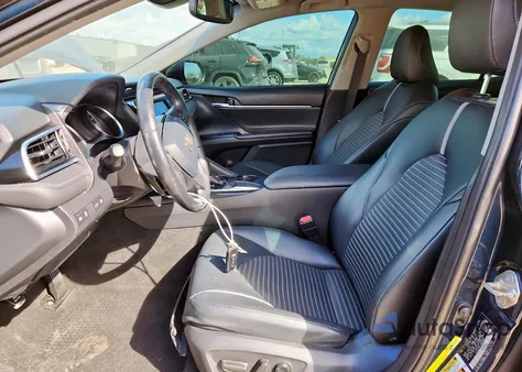 2018 Toyota Camry L from USA, damaged, VIN 4T1B11HK1JU620864